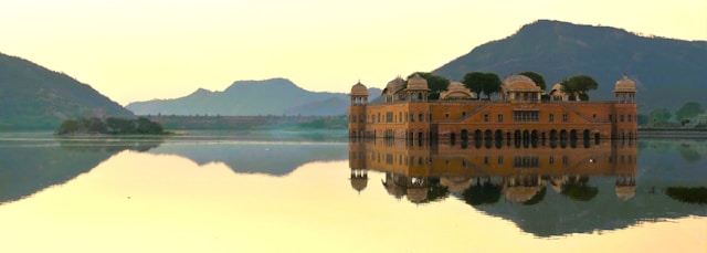 images/jal mahal-5.jpg